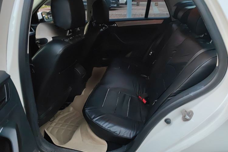 Used Volkswagen Bora 2013 1.6L Automatic Fashion Model
