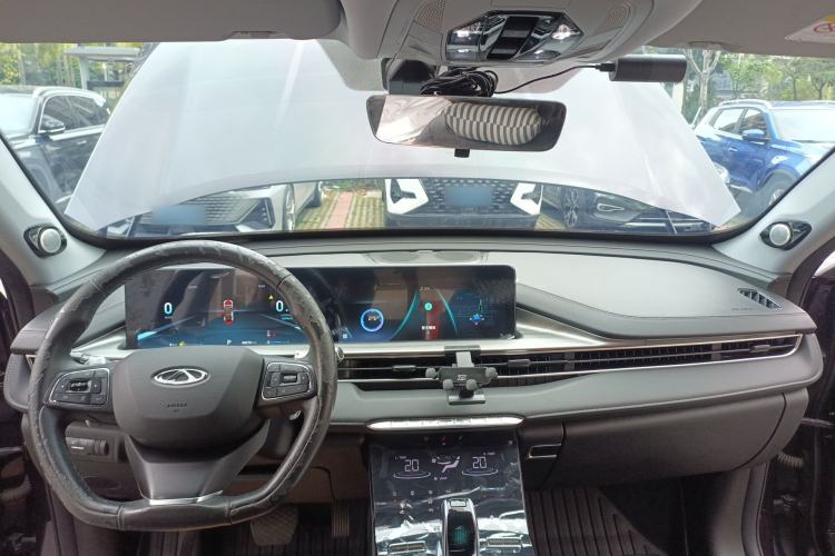 Used Chery Tiggo 8 PLUS 2022 290TGDI DCT Haoting Edition+ Center Console