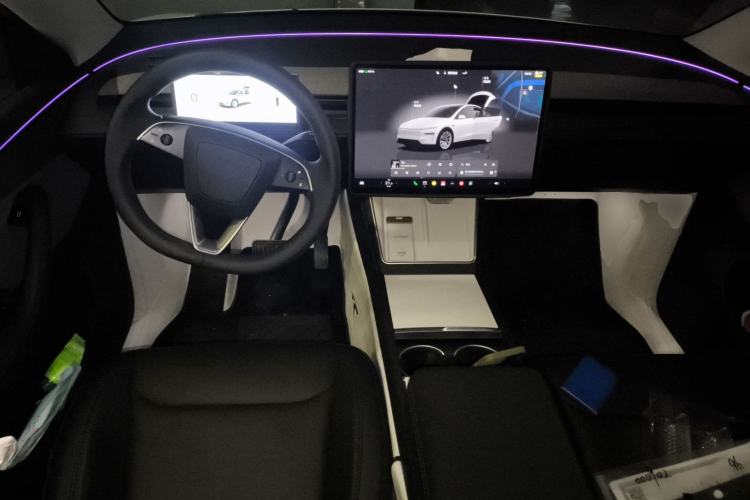 Used Tesla Model Y 2025 Rear-Wheel-Drive Version