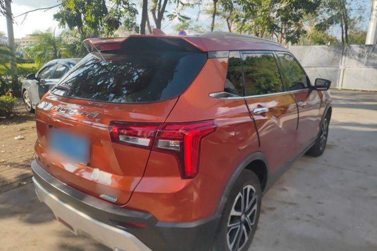 Used Venucia T60 2018 1.6L CVT Smart & Fun Version China V Standard
