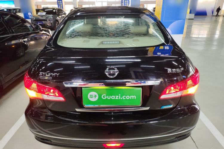 Used Nissan Sylphy 2016 Classic 1.6XE Manual Leading Edition Rear