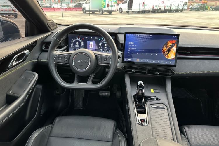 Used Lynk & Co 03 2023 1.5TD DCT JingPro Exterior 9