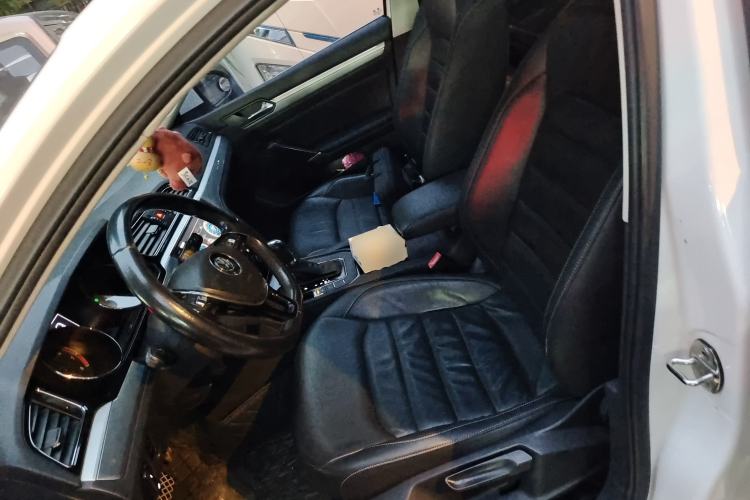 Used Volkswagen Lamando 2015 280TSI DSG Comfort Edition Left Front Seat