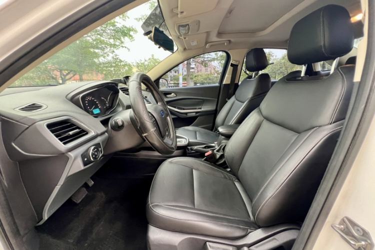 Used Honda Vezel 2020 1.5L CVT Pioneer Edition
