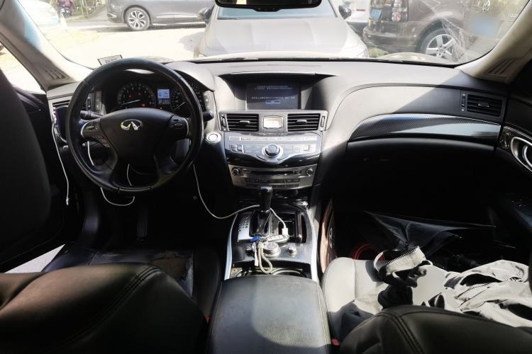 Used Infiniti M Series 2012 M25L Elegance Edition
