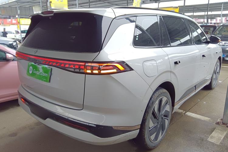 Used Dongfeng eπ eπ008 2024 210Max Range-Extended Version 6 Seats Rear Right 45 Deg