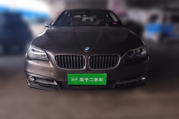 Used BMW 5 Series 2014 530Li Leading Model
