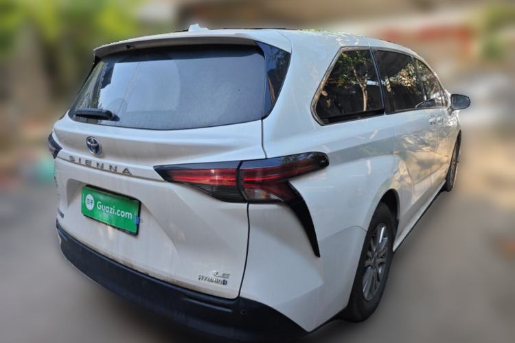 Used Toyota SIENNA 2021 2.5L Hybrid Comfort Edition Rear Right 45 Deg