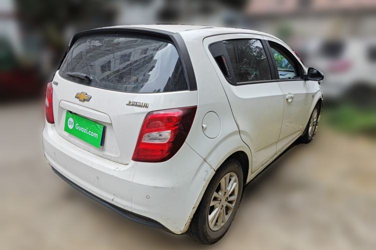 Used Chevrolet Aveo Sonic 2014 Hatchback 1.4SE MT LeYou Edition Rear Right 45 Deg