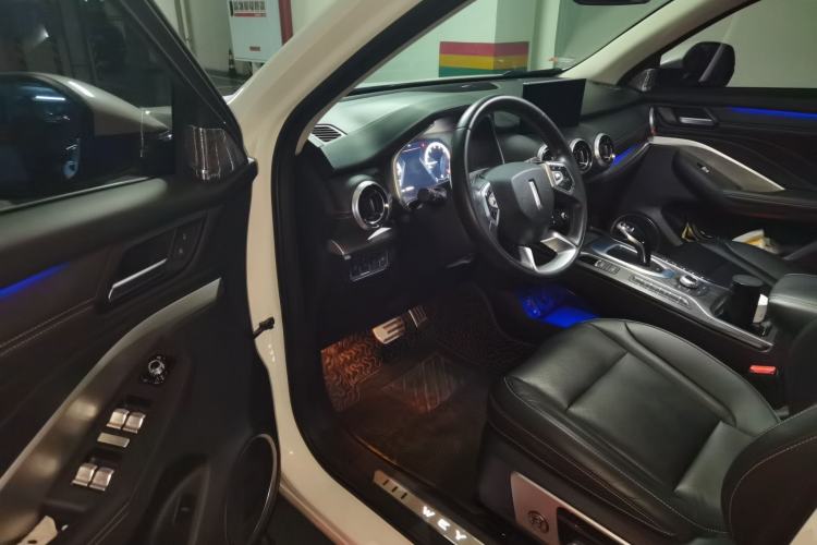 Used Wey VV6 2018 2.0T Two-Wheel-Drive Ultra-Luxury Version China V Standard