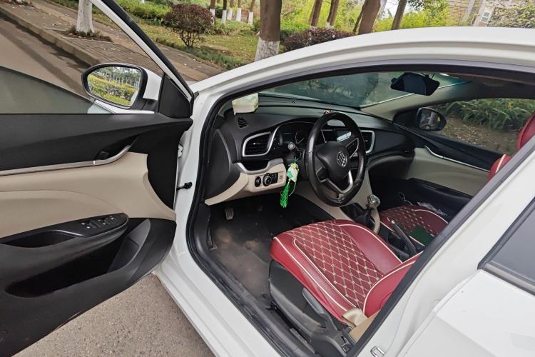 Used Buick GT 2018 15T Manual Elite Version China V Standard
