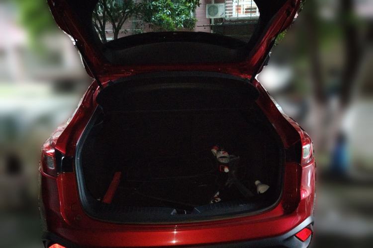 Used Mazda CX-4 2018 2.0L Automatic Two-Wheel Drive Blue Sky Premium Upgrade Version China V Standard Trunk