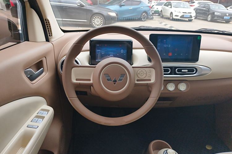 Used Wuling Hongguang MINIEV 2025 Four-Door Version Premium Edition Steering Wheel