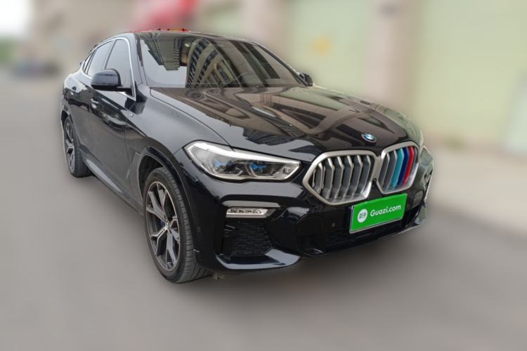 Used BMW X6 2021 xDrive40i Luxury Model with M Sport Package Front Right 45 Deg