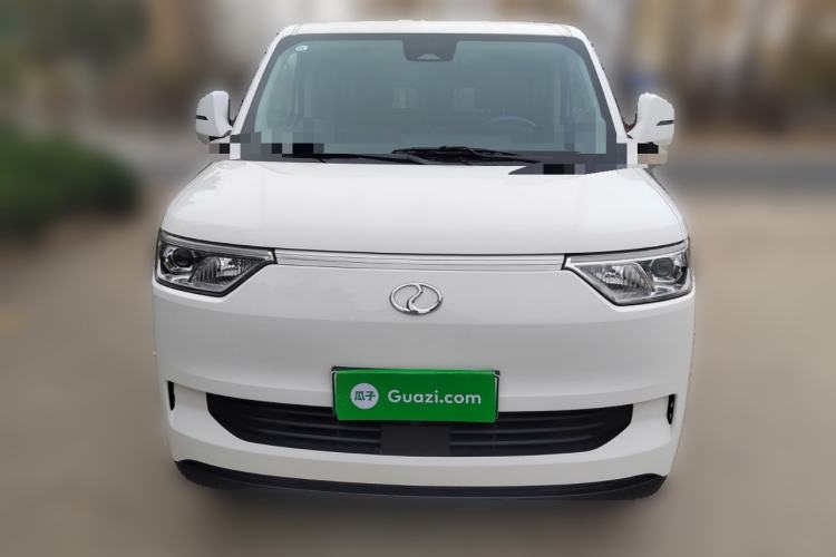 Used Ruichi EC75 2025 Model Passenger Vehicle Smart Driving Ultra-Charging Edition, Pioneer Type I, 52.16 kWh