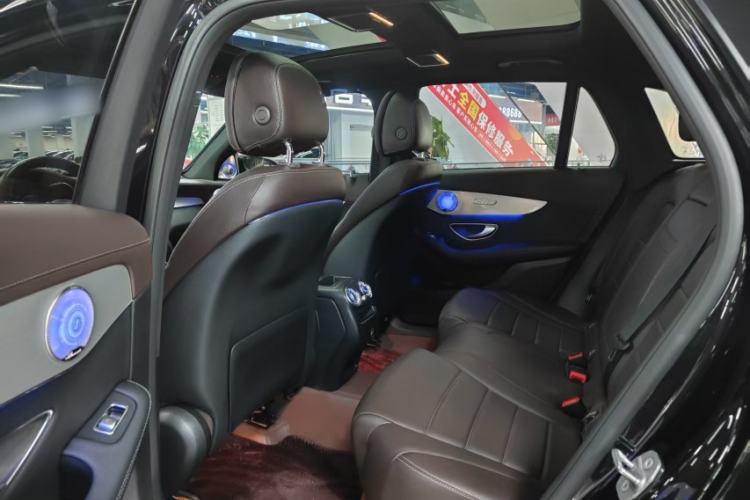 Used Mercedes-Benz GLC 2020 Facelift GLC 260 L 4MATIC Luxury Edition
