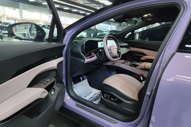 Used Hongqi Tiangong 08 2025 680 Ultra Four-Wheel-Drive Version Driver Seat