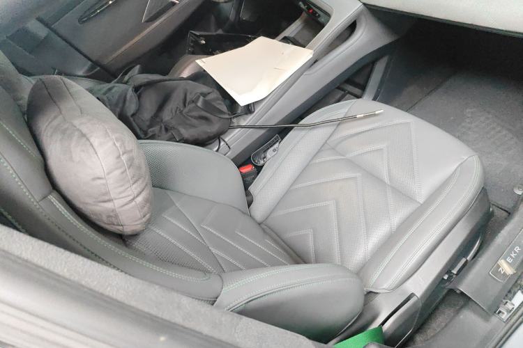 Used Zeekr 001 2022 Ultra-Long Range Dual-Motor YOU Version
