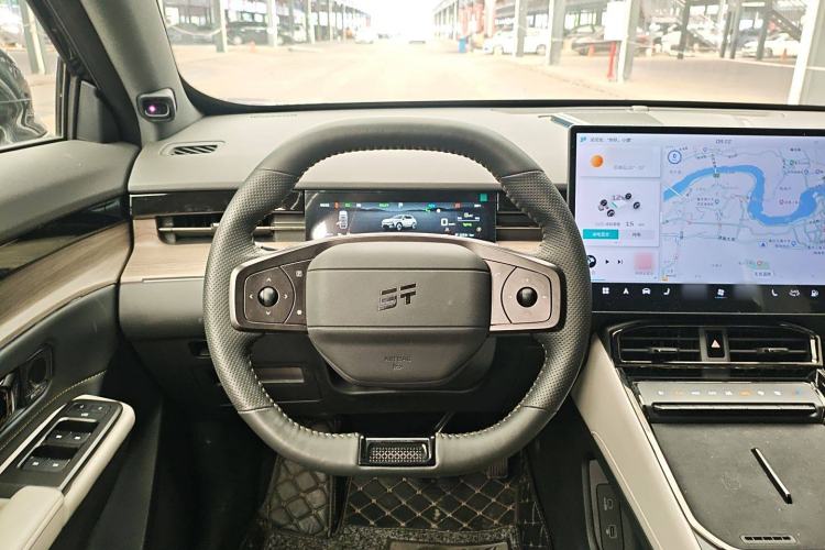 Used JETOUR Shanhai L6 2024 1.5TD DHT ULTRA