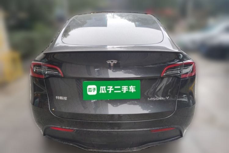 Used Tesla Model Y 2024 Long-Range All-Wheel-Drive Version