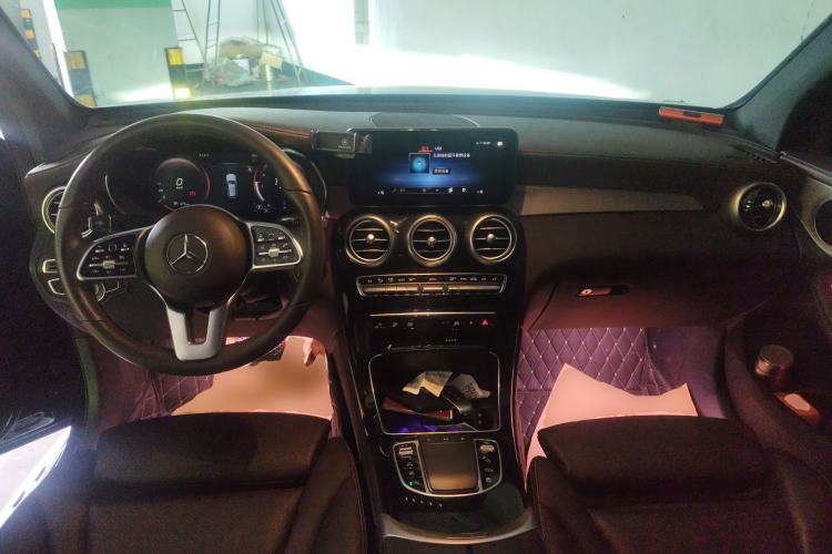 Used Mercedes-Benz GLC 2021 GLC 260 L 4MATIC Dynamic Edition Center Console