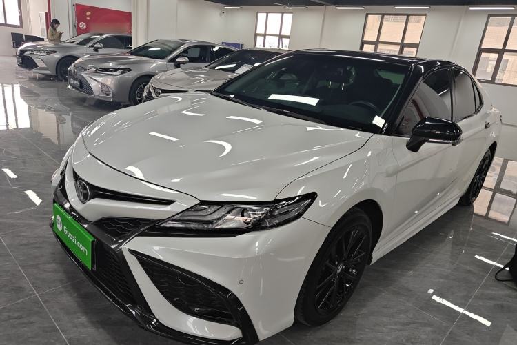 Used Toyota Camry 2023 2.0S Knight Edition
