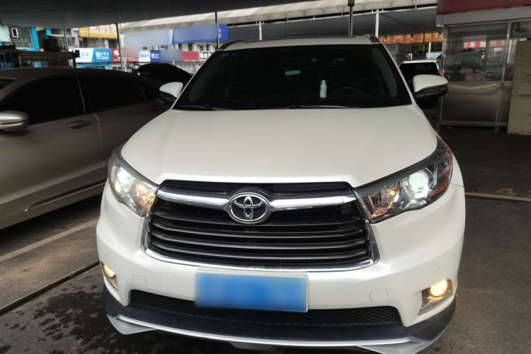 Used Toyota Highlander 2017 2.0T Four-Wheel Drive Luxury Edition 7 Seats Front