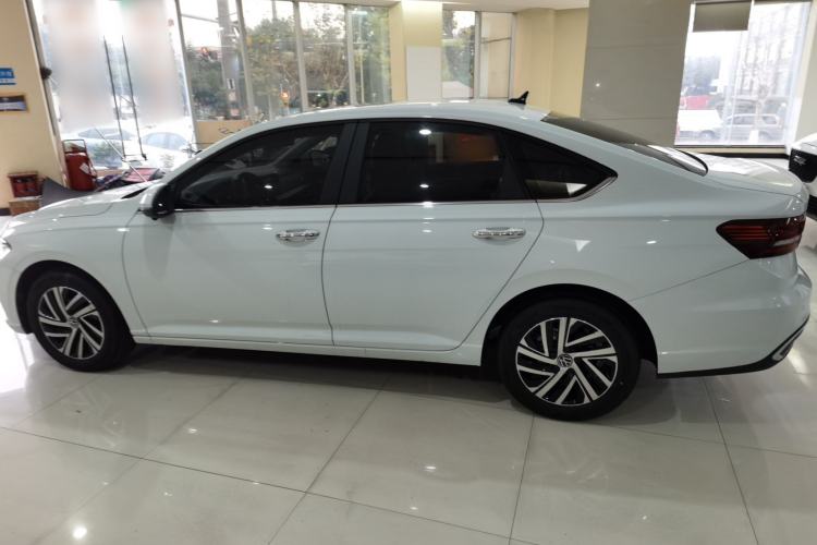 Used Volkswagen Lavida 2023 300TSI DSG Full-Comfort Edition
