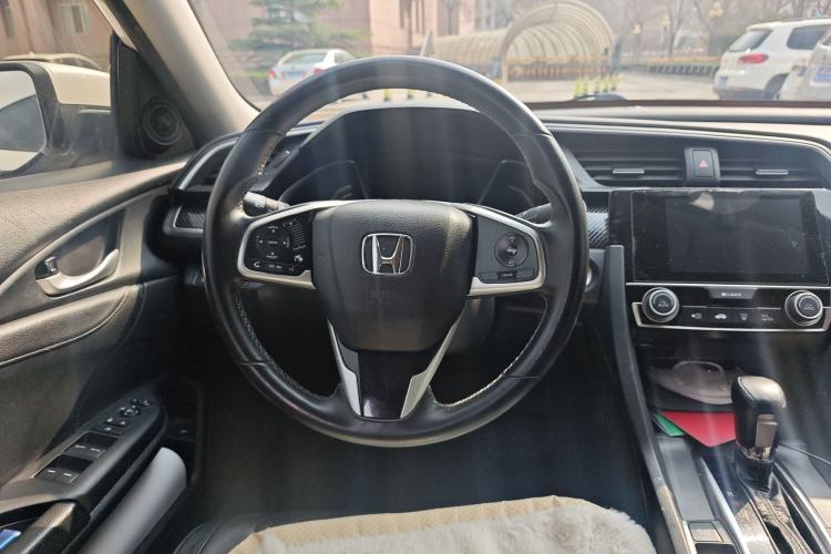 Used Honda Civic 2016 220TURBO CVT Prestige Edition
