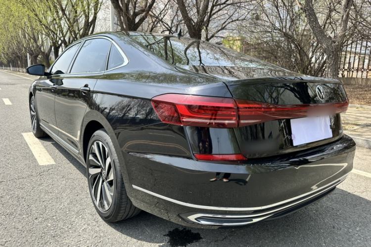 Used Volkswagen Passat 2024 380TSI Dragon Edition Exterior 4