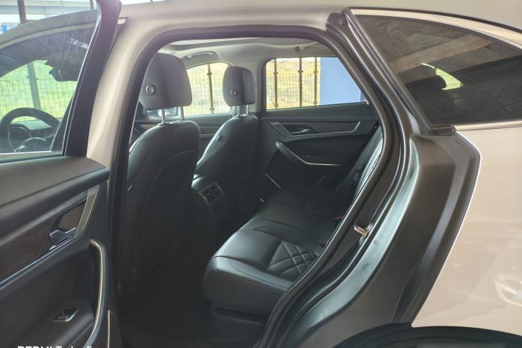 Used Jaguar F-PACE 2023 P250 HSE Interior 2