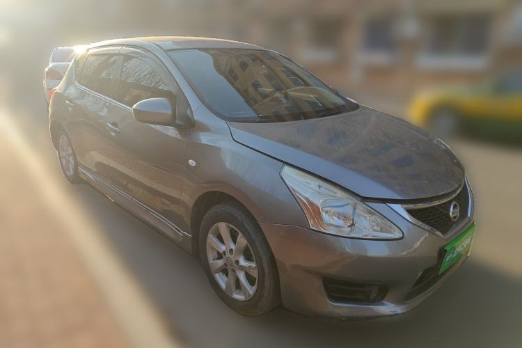 Used Nissan Tiida 2011 1.6L Manual Comfort Edition
