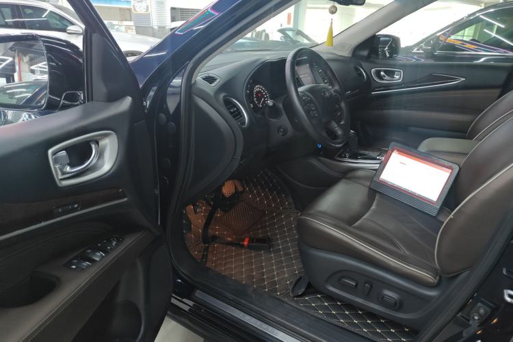 Used Infiniti QX60 2018 2.5 S/C Hybrid Two-Wheel-Drive Excellence Edition China VI Standard