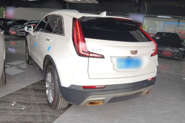 Used Cadillac XT4 2021 28T Two-Wheel Drive Luxury Version Rear Left 45 Deg