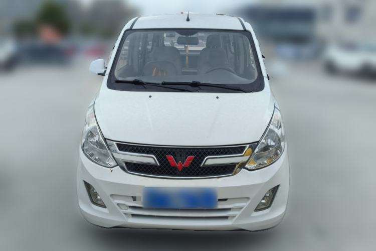 Used Wuling Rongguang V 2016 1.5L Standard Version Front