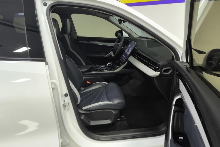 Used Geely Auto FX11 2023 1.5TD DCT Glory Edition
