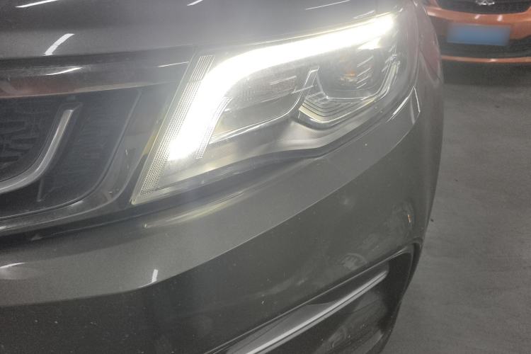 Used Geely Auto Emgrand X7 Sport 2020 1.8TD DCT Two-Wheel Drive Smart Connect 4G-Enabled Version Left Front Headlight