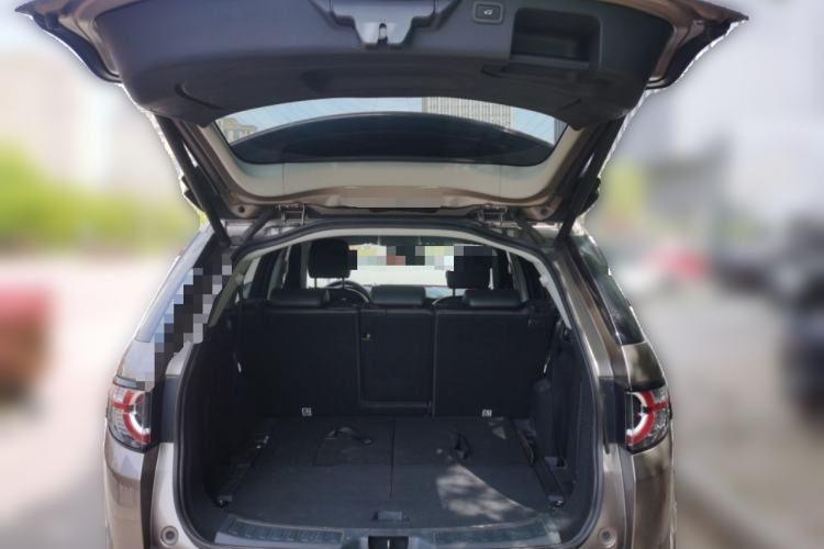 Used Land Rover Discovery Sport 2016 2.0T HSE Trunk