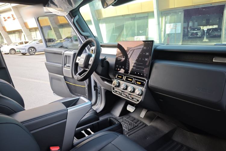 Used iCAR V23 2025 401 Two-Wheel Drive Intelligent Driving Version Interior 1