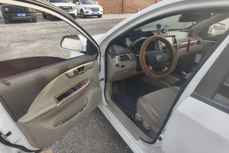 Used Buick Excelle 2015 1.5L Manual Classic Trim