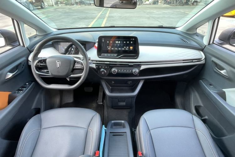 Used Bestune NAT 2023 PRO Enjoy Travel Edition 425km Interior 1