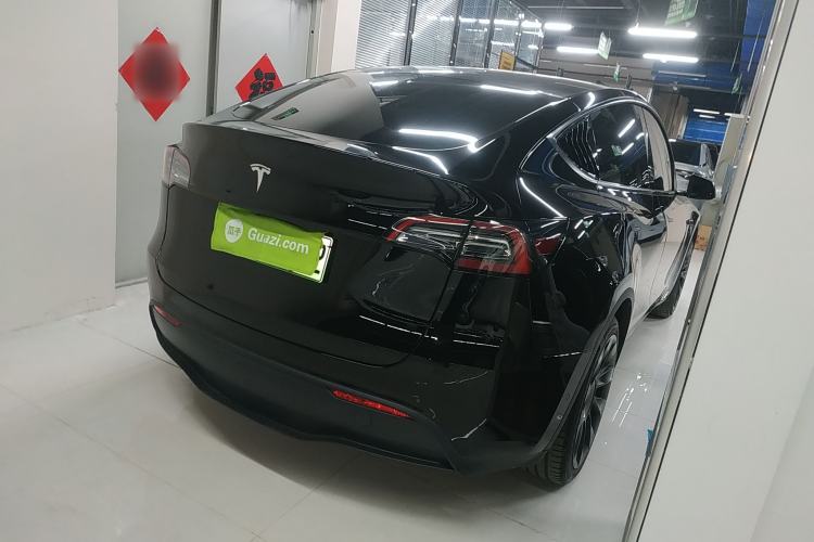Used Tesla Model Y 2023 Rear-Wheel-Drive Version