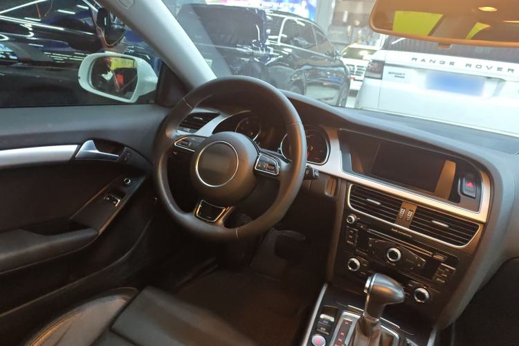 Used Audi A5 2016 Coupe 45 TFSI Comfort Model
