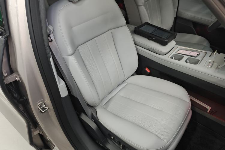 Used Nio ES8 2023 75 kWh Executive Edition
