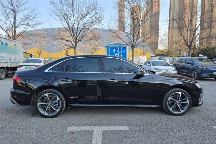 Used Audi A4L 2022 40 TFSI Fashion Dynamic Model