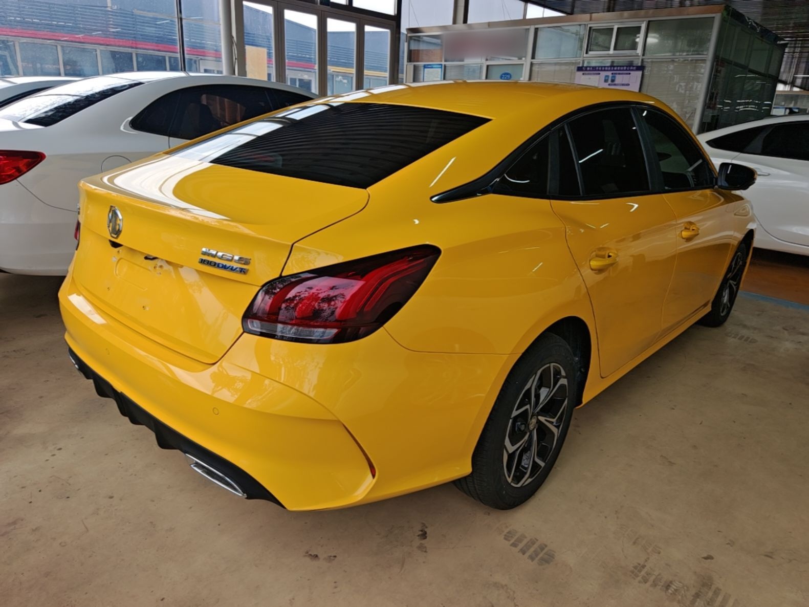 MG 5 2022 180 DVVT CVT Youth Luxury Edition — снимка 6