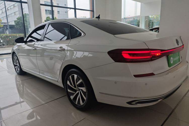 Used Volkswagen Passat New Energy 2022 430 PHEV Hybrid Luxury Edition