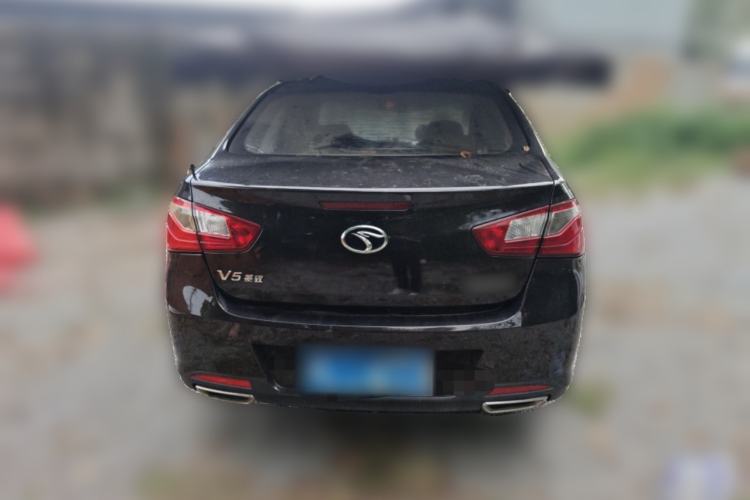 Used Soueast V5 Lingzhi 2012 1.5L Manual Standard Edition Rear