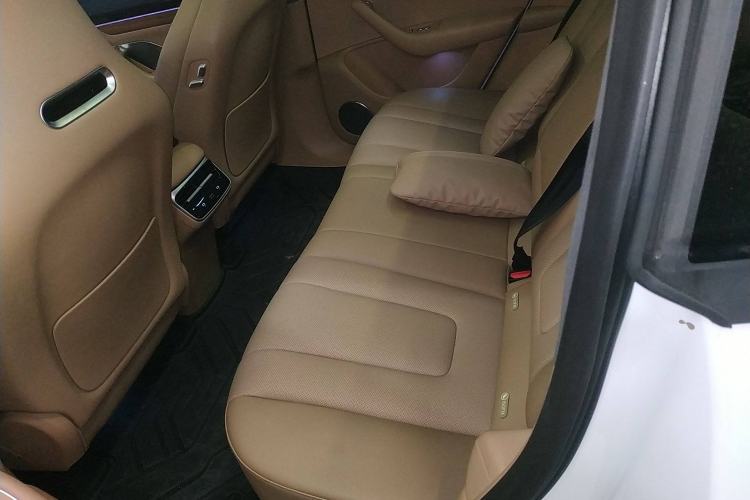 Used Hima Luxeed R7 2024 Pure Electric 667km Pro Left Rear Seat