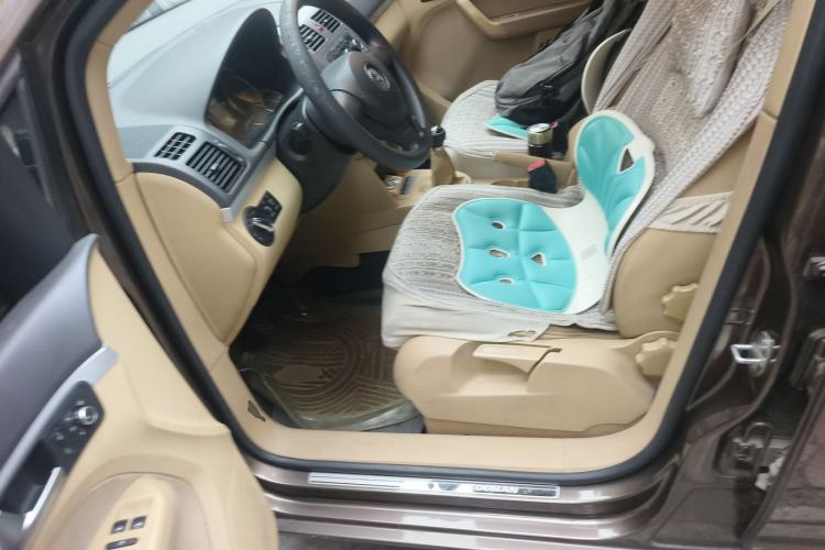 Used Volkswagen Touran 2011 1.4T Manual Zhiya Edition 5 Seats Left Front Seat